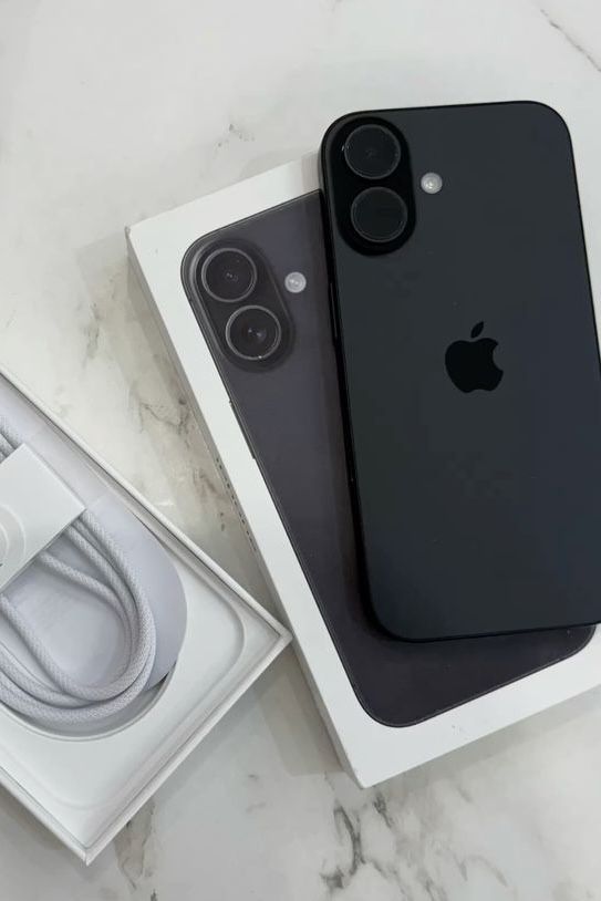 iPhone 17